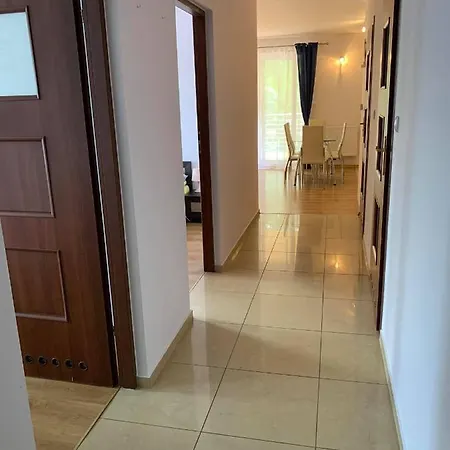 Kornel Apartamento *