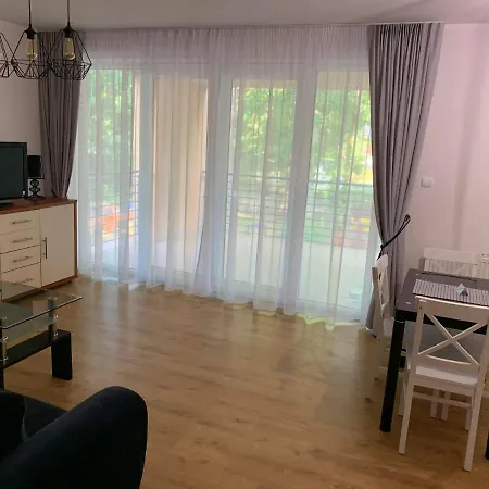 Kornel Apartamento *
