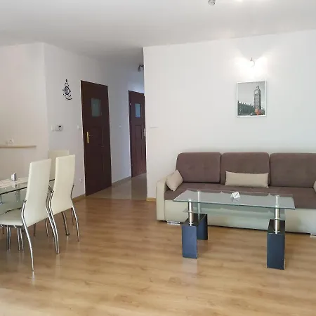 Kornel Apartamento Pobierowo